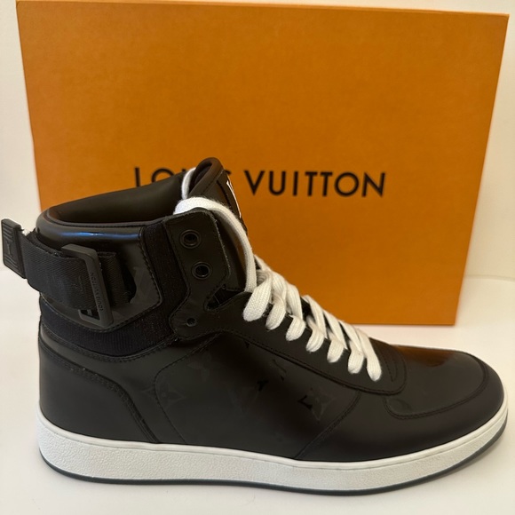 Louis Vuitton Rivoli sneaker boot - Picture 3 of 6